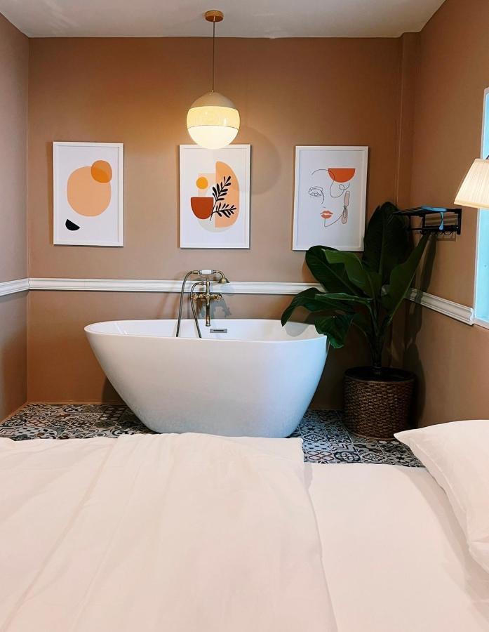 Eden Hotel Bangsean Ban Laem Thaen Kültér fotó
